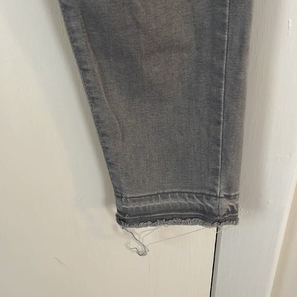 PAIGE Denim | size 27 light gray destroyed skinny jeans - Picture 5 of 6